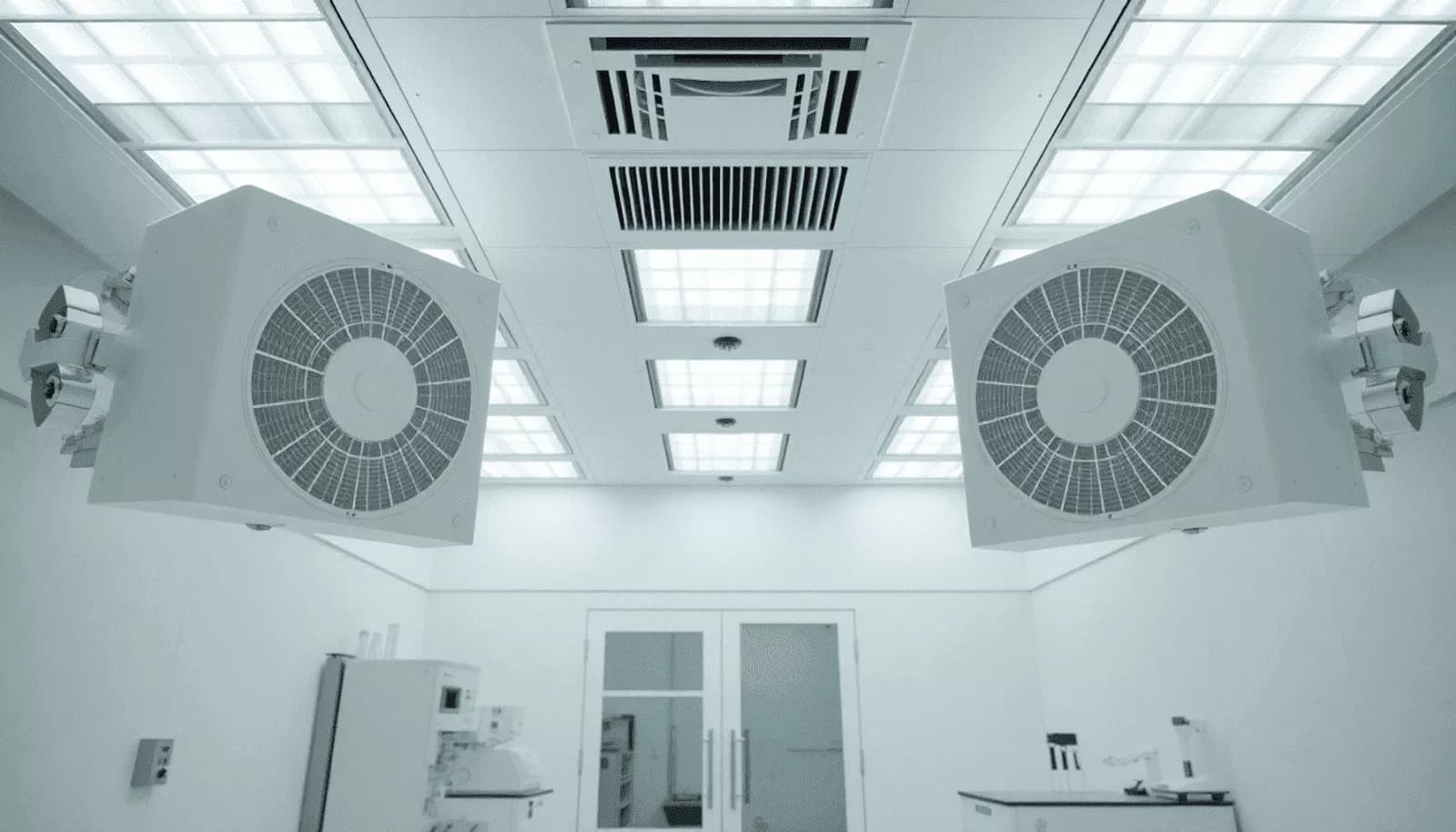 HEPA vs ULPA Filters: Which One Does Your Cleanroom Need?