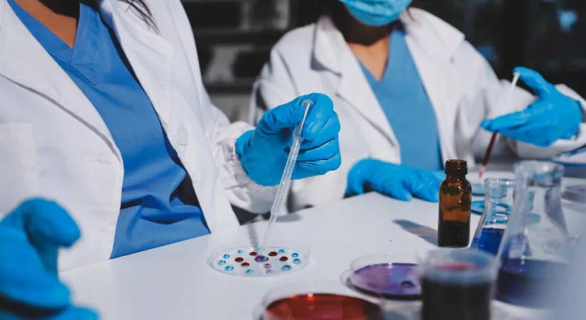 KI in klinischen Studien: Rekrutierung, Standortauswahl & Patientenüberwachung in der Pharmaindustrie